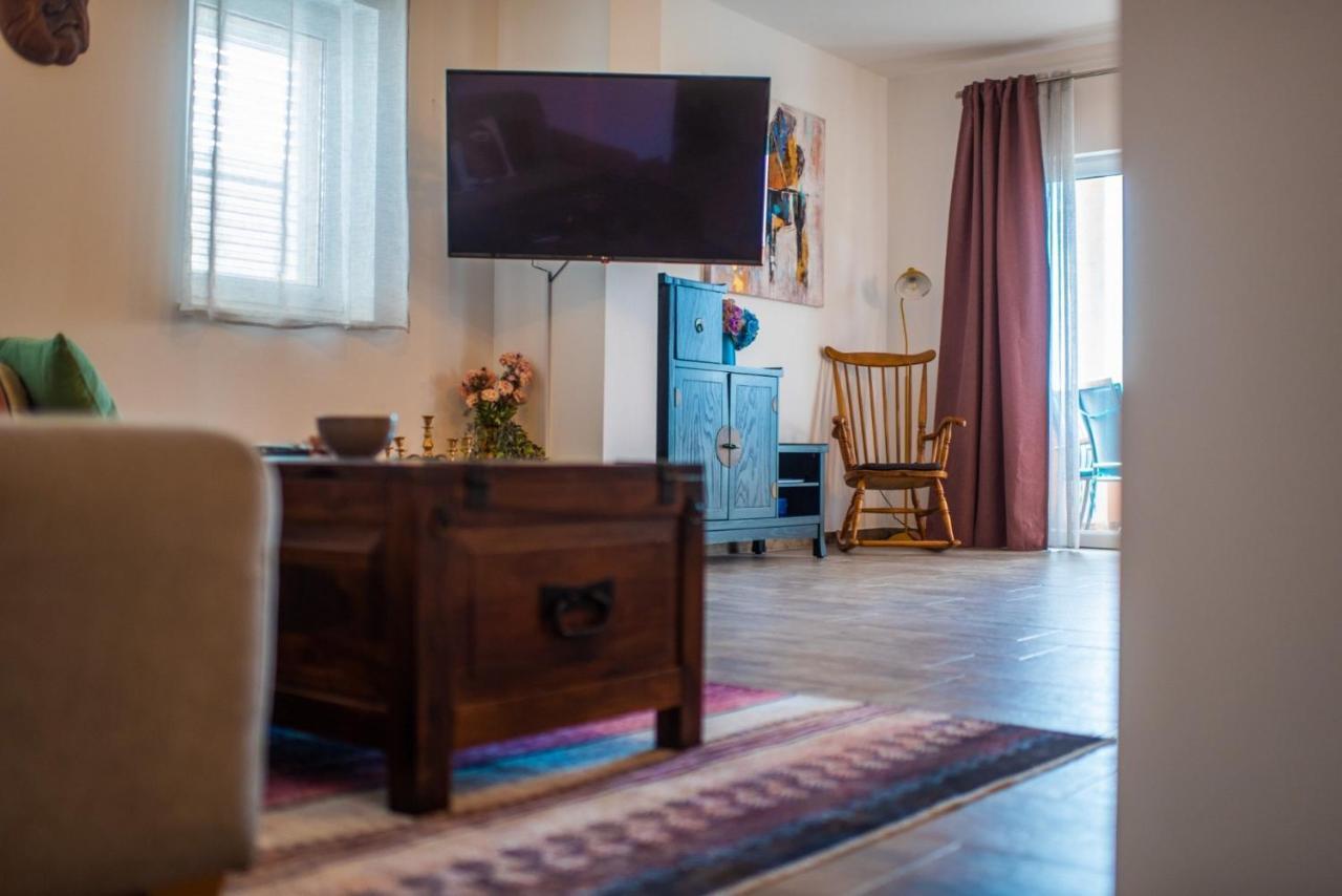 Apartman Paula Kastela Dış mekan fotoğraf