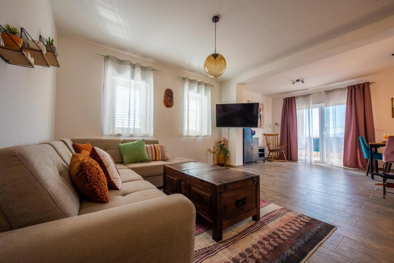 Apartman Paula Kastela Dış mekan fotoğraf