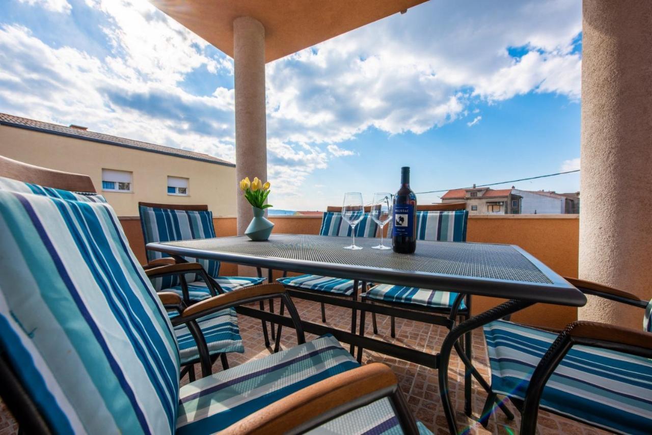 Apartman Paula Kastela Dış mekan fotoğraf