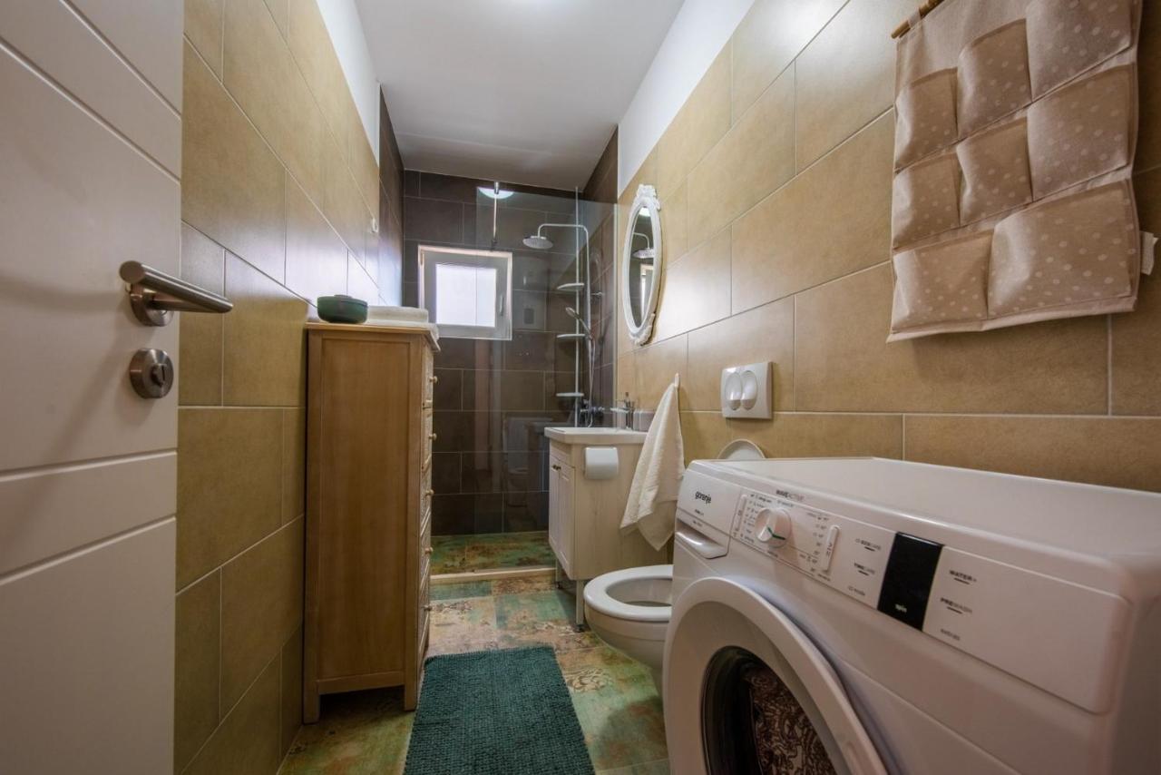 Apartman Paula Kastela Dış mekan fotoğraf